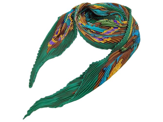 Pañuelos de seda Triangle Hermès Multicolor
