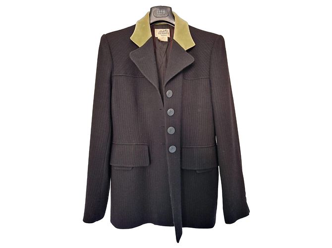 Hermès Jacke aus schwarzer Wolle mit grünem Samtkragen
