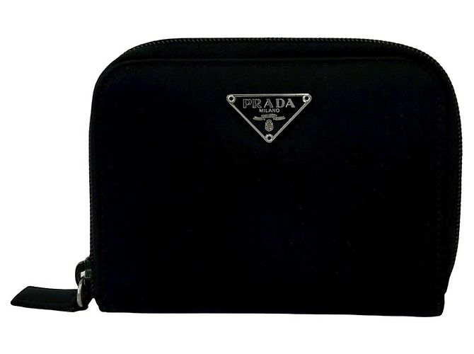 Saffiano Prada Triangle Logo Bifold-Geldbörse Schwarz 