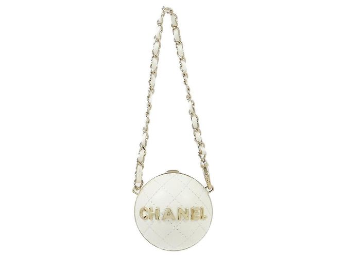Chanel AP4945 Taschenanhänger Weiß Golden