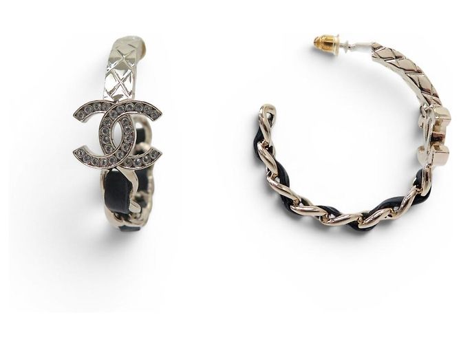 NOVOS BRINCOS DE ARGOLA CHANEL LOGO CC E COURO ENTRELAÇADO Dourado