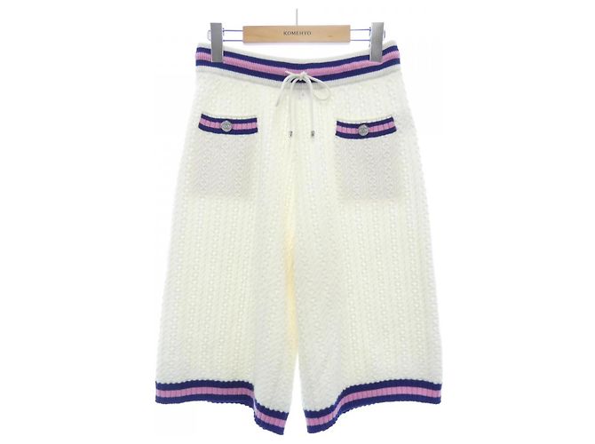 Timeless Pantaloncini in cashmere Chanel Bianco