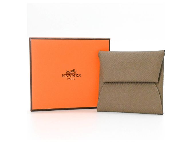 Portefeuille pour pièces en cuir Epsom beige Hermès