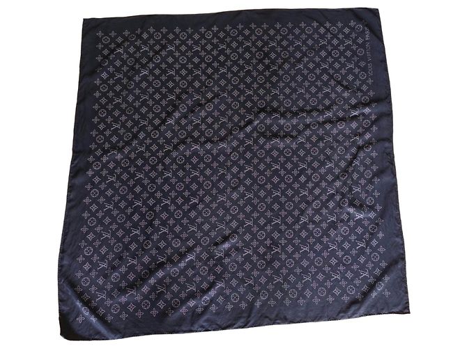 Louis Vuitton Monogram Seidentuch Schwarz