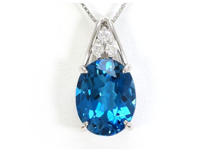 Autre Marque Collana in platino PT900 e topazio blu