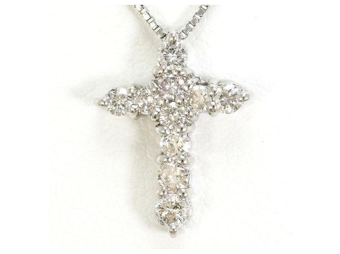 Autre Marque Platinhalskette mit Diamantanhänger