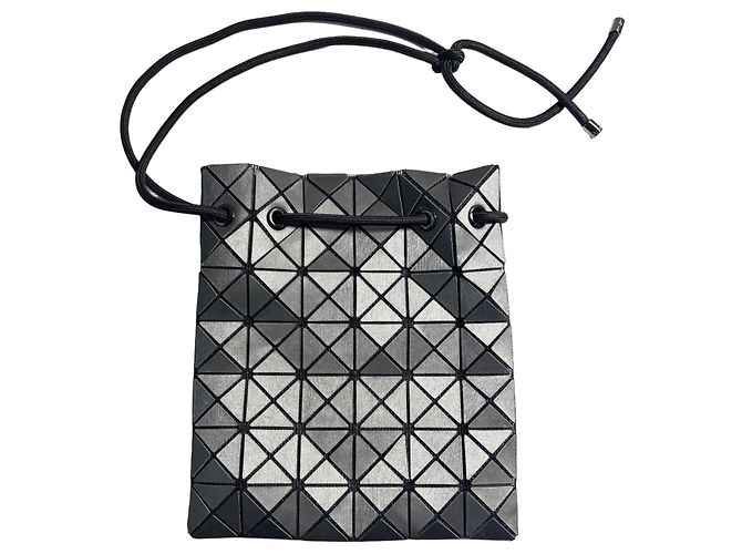 Issey Miyake Bao Bao Prism Wring Noir Gris