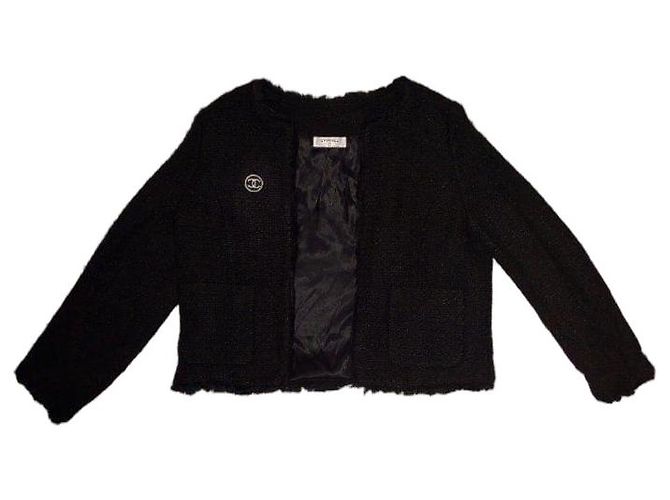 Chanel Giacca in tweed nero con logo CC
