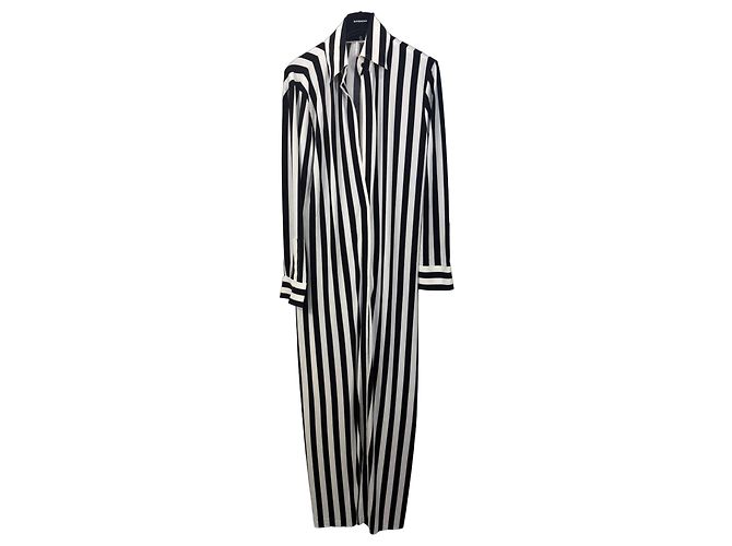 Norma Kamali Gestreiftes Maxi-Hemdenkleid Schwarz Weiß