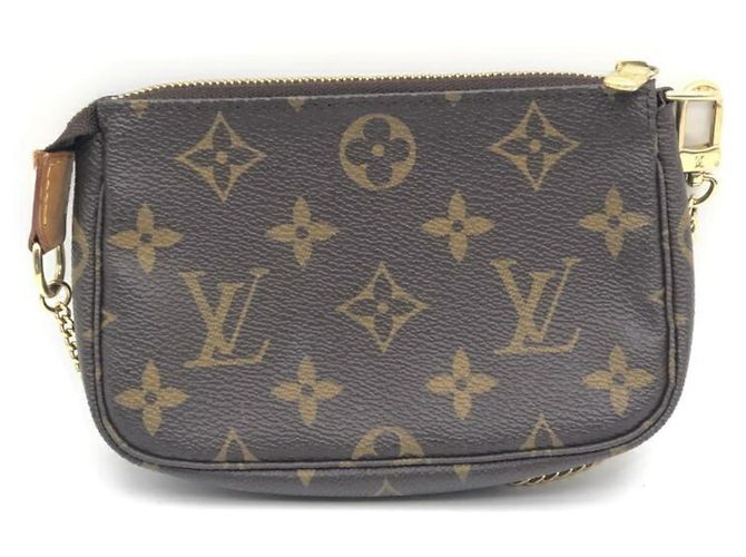 Louis Vuitton Monogram Mini Pochette Accessoires Monogramme
