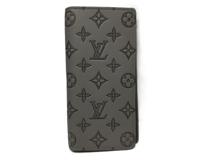 Cartera larga Brazza Monogram Shadow Louis Vuitton Castaño