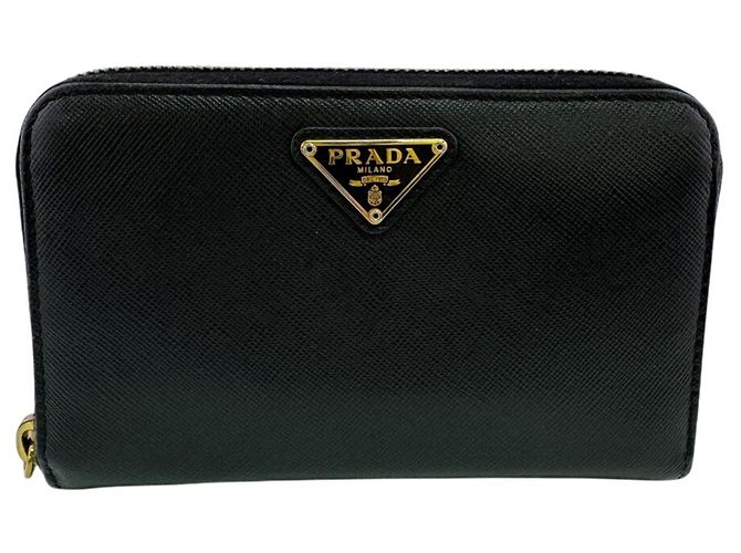 Prada Bi-fold Wallet aus schwarzem Leder