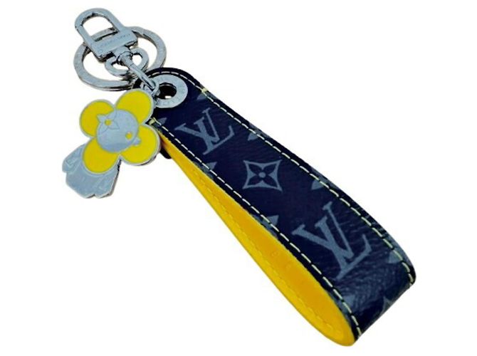 Louis Vuitton Monogram Eclipse Dragonne Vivienne M01469 Keyring for Men Black