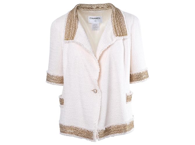 Timeless Chanel Kurzarmjacke in Elfenbein mit Seidenfutter Beige Roh Sand