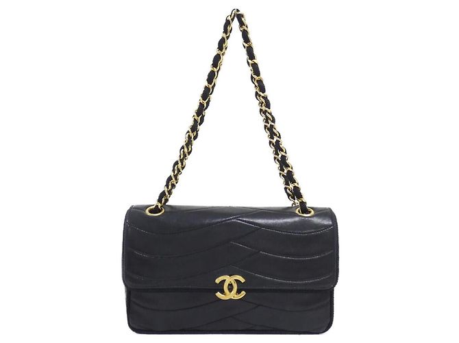 Chanel Black Leather Shoulder Bag