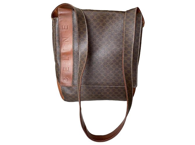 Céline Celine Bolsa de Ombro em Canvas Revestido Triomphe e Couro Marrom
