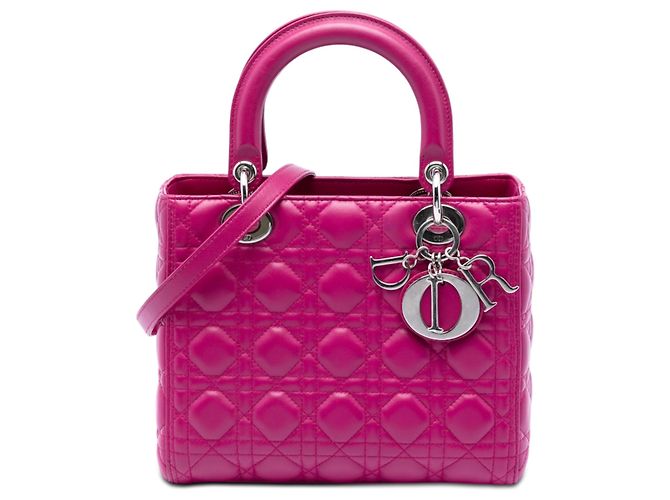 Lady Dior en agneau cannage rose, taille Medium
