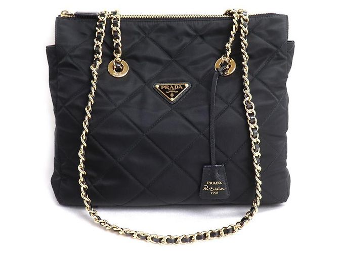 Prada Re-Edition 1995 Chain Shoulder Bag Schwarz
