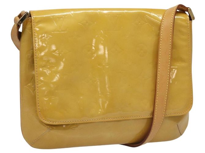 Louis Vuitton Thompson Street Monogram Vernis Medium Beige