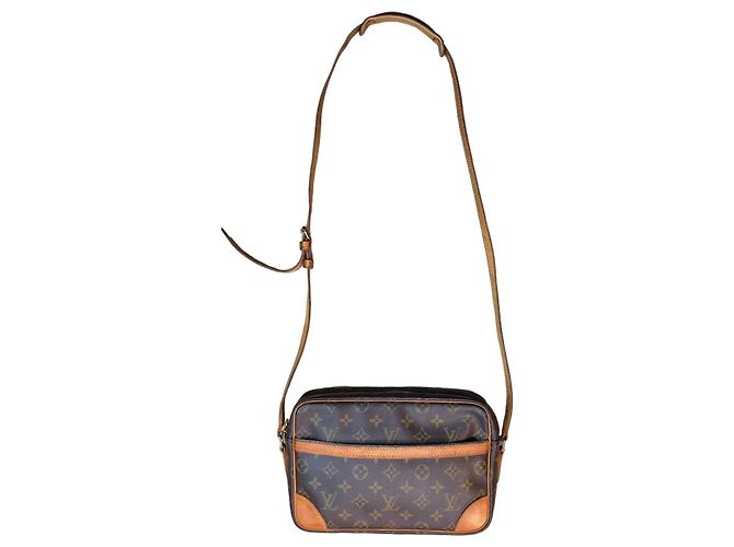 Louis Vuitton Monogram Noé Bolsa de Ombro Marrom Monograma
