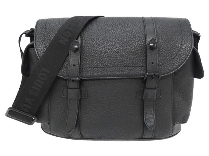 Bolso bandolera Louis Vuitton Taurillon Christopher Messenger Negro
