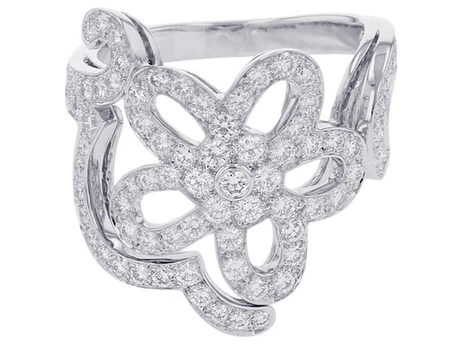 Bague anneau en or blanc 18K et diamants Van Cleef & Arpels 