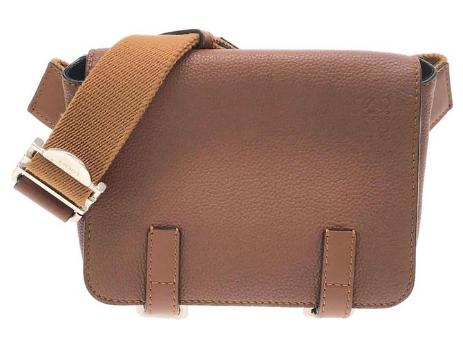 Pochete Loewe Military Marrom