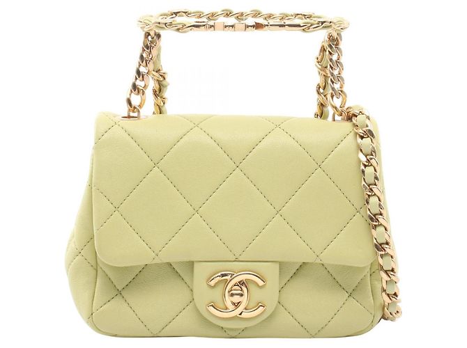 Chanel Mini Matelassé Lammfell Handtasche Grün