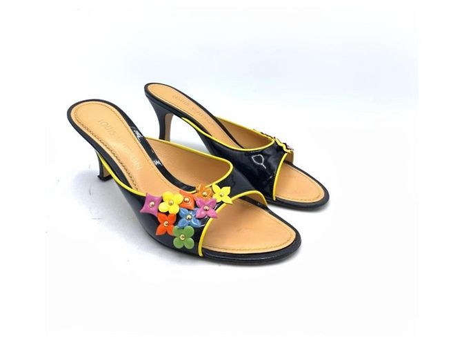 Louis Vuitton Lackleder Sandalen mit Blumen Schwarz Mehrfarben