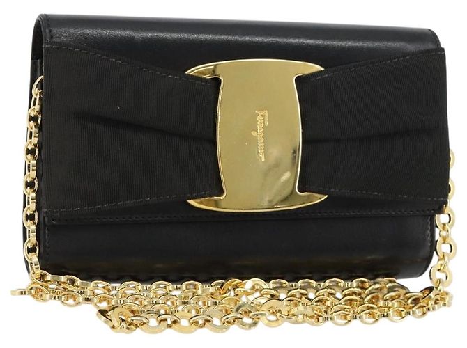 Borsa a Spalla Salvatore Ferragamo Vala Chain in Pelle Nera e Oro Auth 183025 Nero D'oro