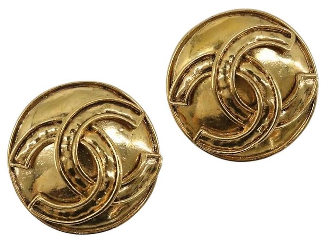 Orecchini CHANEL metallo Gold Tone CC Auth 183503V