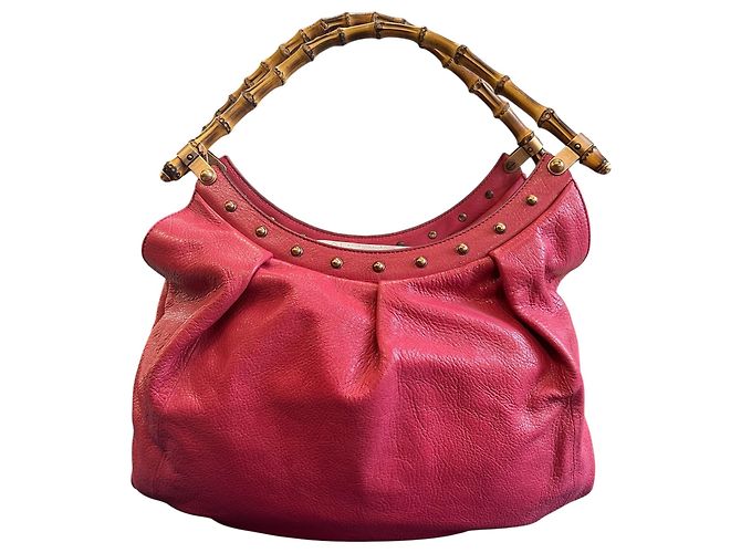 Bamboo Bolsa Gucci em couro rosa com alça de bambu marrom
