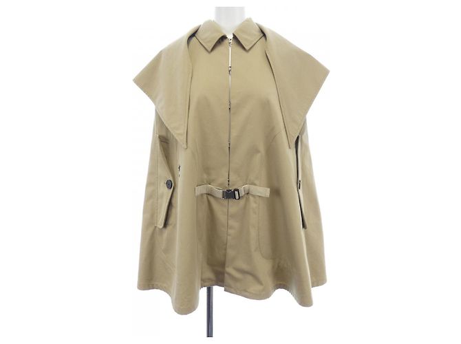 Mantella Christian Dior Beige