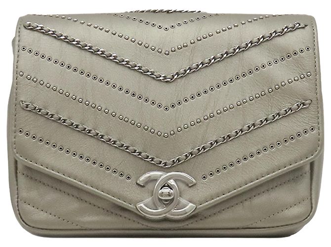 Chanel Bolsa Envelope Flap Data Center em couro de vitelo Chevron prateado com detalhes Small Prata