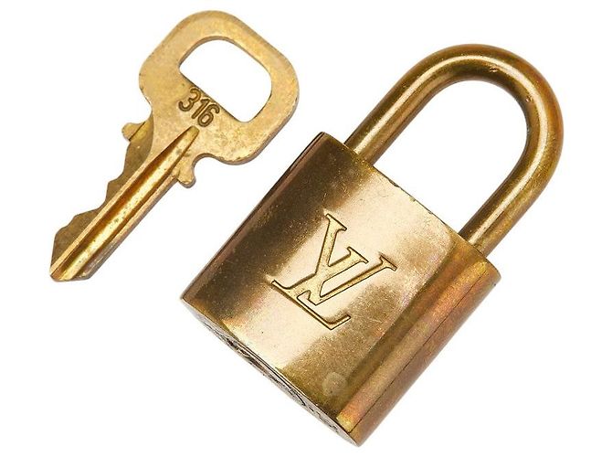 Louis Vuitton Cadena Padlock Key Set Accessory Dourado Metálico