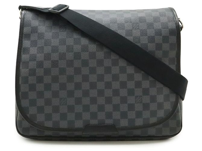 Bolsa de mensageiro Louis Vuitton Damier Graphite Daniel GM Preto