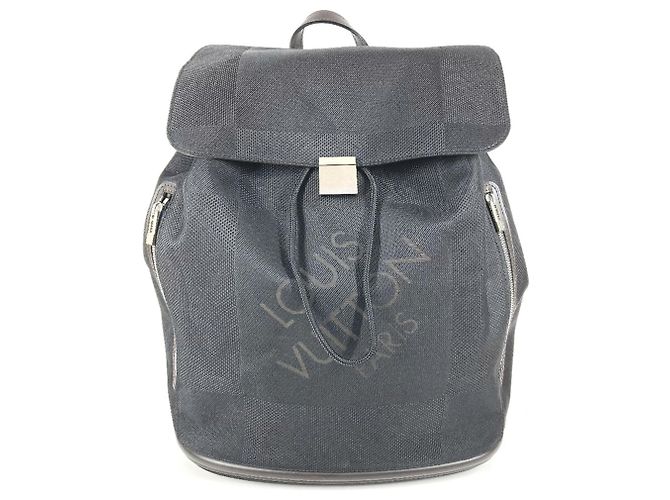 Mochila Louis Vuitton Damier Geant Pionier Preto