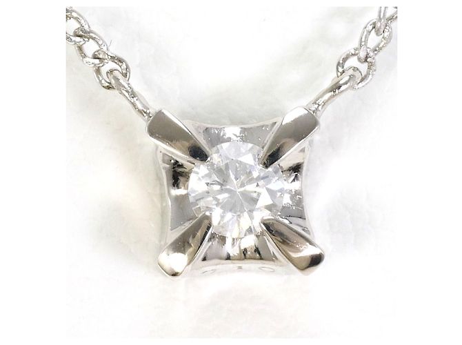 Autre Marque Collana in platino PT900 e diamanti