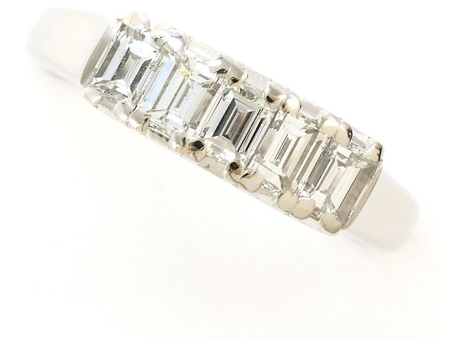 Autre Marque Anel de banda de platina e diamante