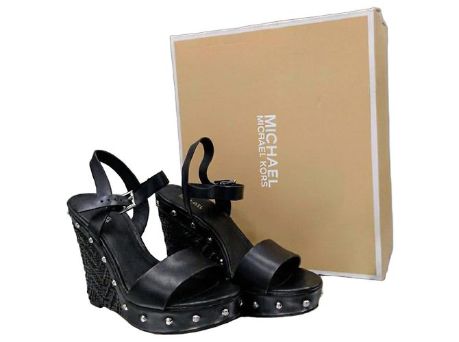Michael Kors Sandali con Zeppa Neri con Borchie Nero