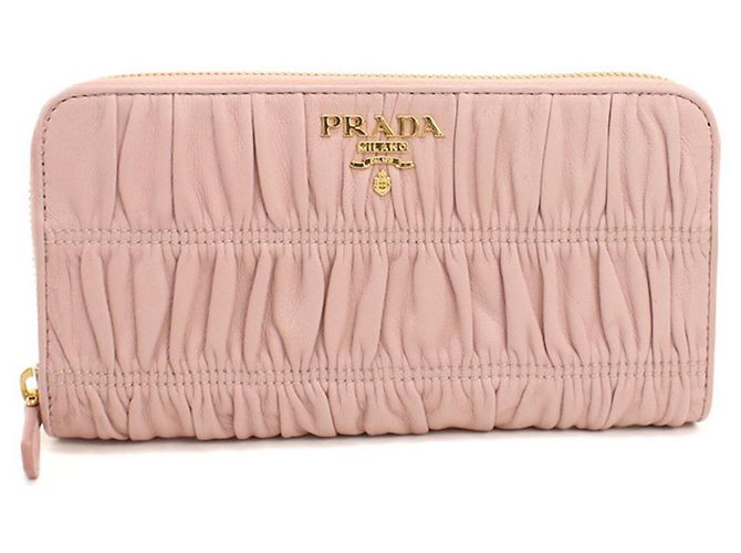 Cartera larga Prada en rosa