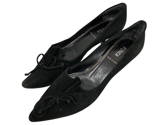 Fendi Suede Pointed Toe Pumps Black