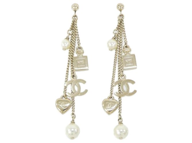 Orecchini a lobo Chanel 53211 Oro e Bianco D'oro