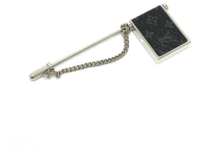 Louis Vuitton Monogram Eclipse Pin Brosche Schwarz