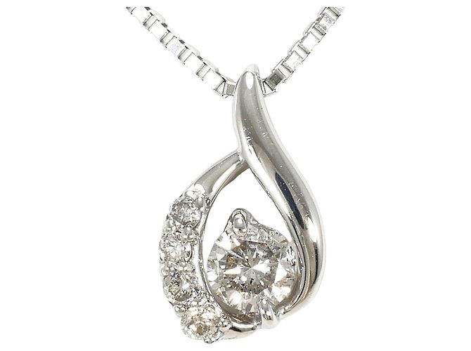 Autre Marque Collar de platino y diamantes