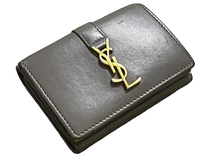 Saint Laurent Cassandra Trifold Geldbörse Grau