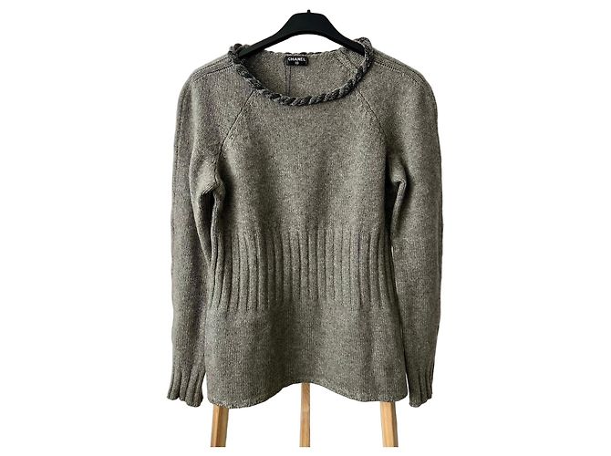 Chanel Kaschmirpullover Grau mit Perlenbesatz 