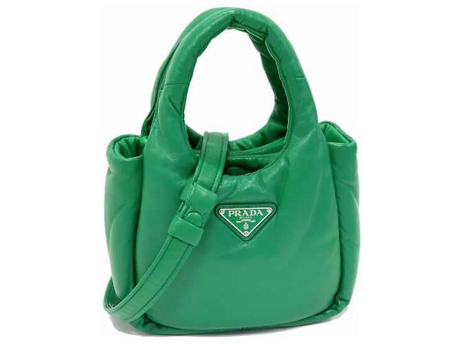Sac 2way en cuir nappa avec triangle matelassé Prada Vert