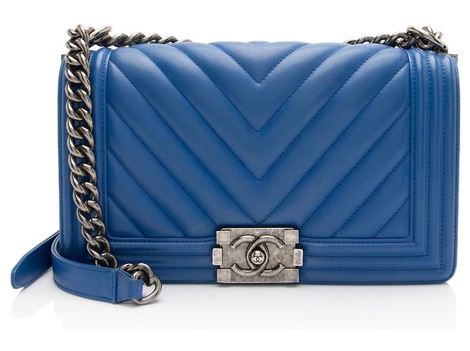 Borsa Boy Chanel Chevron in agnello Old Medium Blu