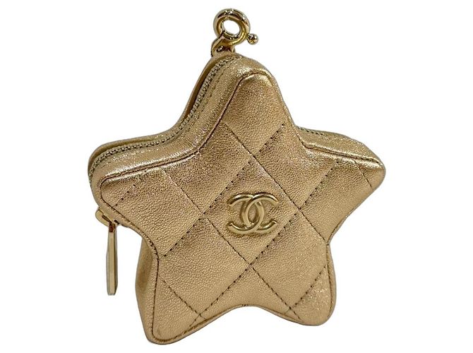 Chanel Porta-moedas Estrela Dourada Matelassê Dourado